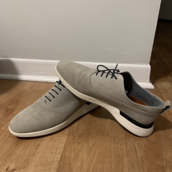Wolf and Shepherd Crossover Longwing Shoes main image 5